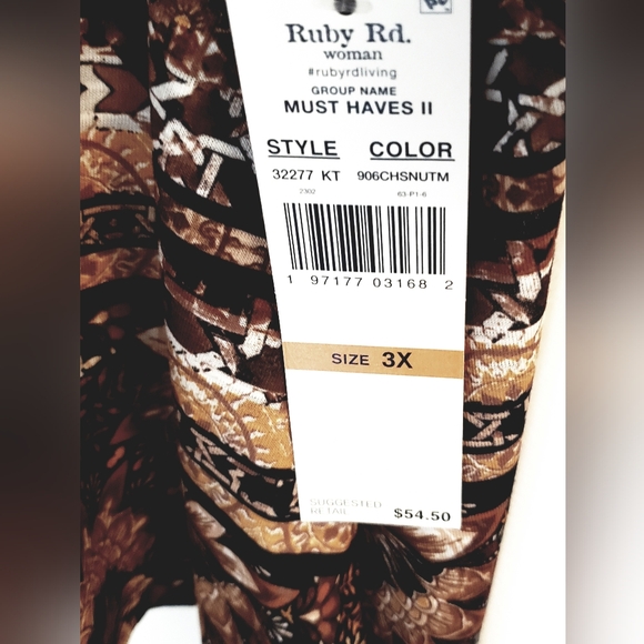 Ruby Rd Sharkbite Top - Picture 6 of 8